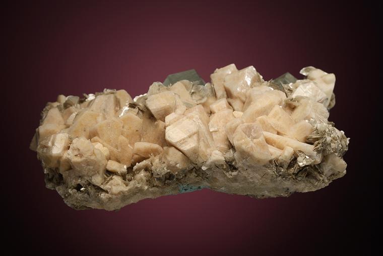 BERYL var. Aquamarine on ALBITE var. Pericline